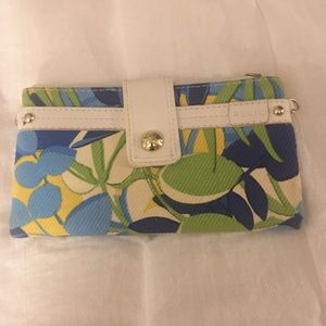 Relic paisley design wallet